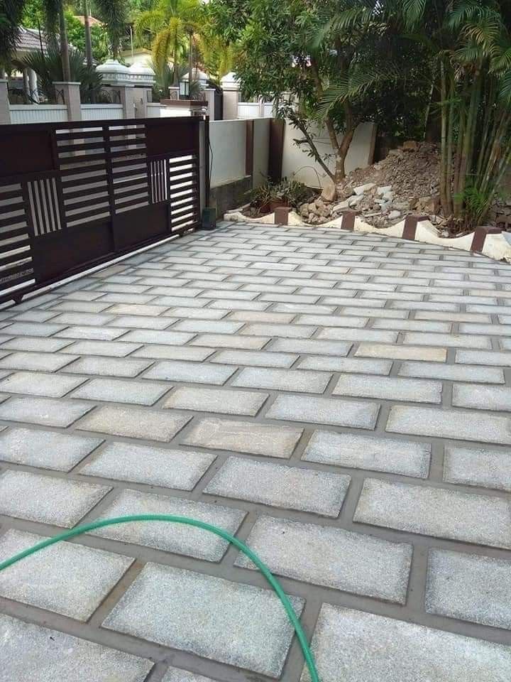 Brick-bond paver courtyard